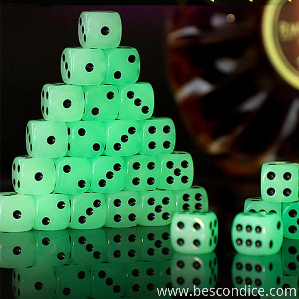 Glow In Dark 16mm D6 Six Sided